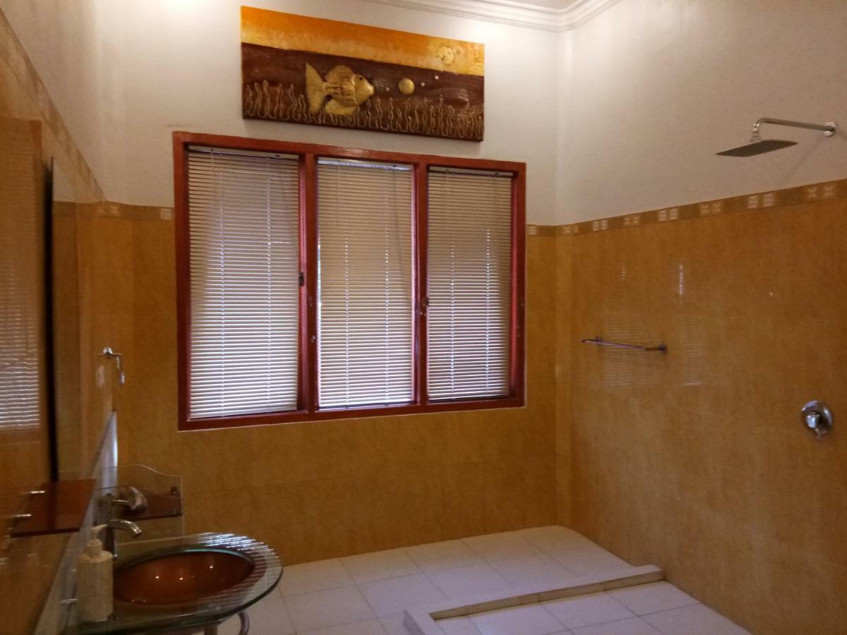 Villa Pemandangan Sekotong Barat Buitenkant foto